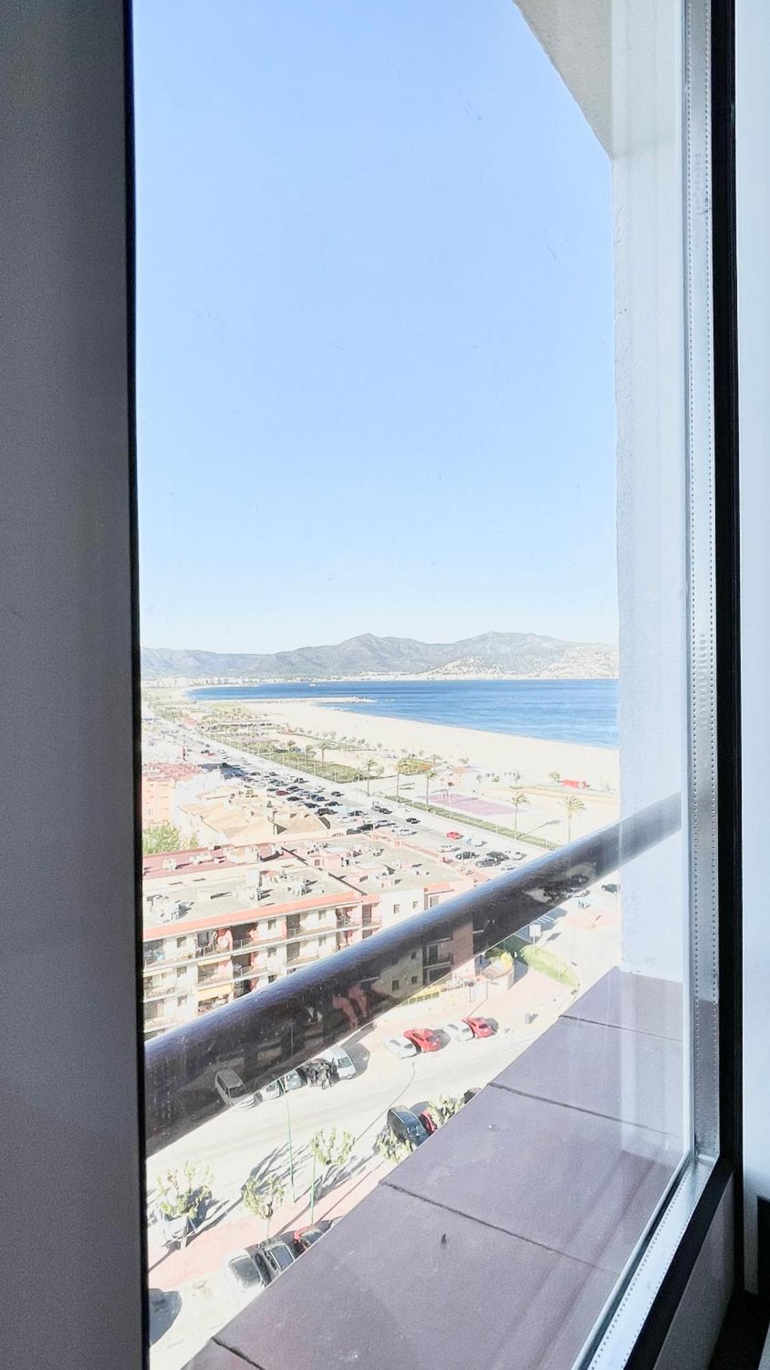 Apartament Estilos I Renovat A Primera Linia, Amb Vistes Privilegiades! Емпуриабрава Екстериор снимка